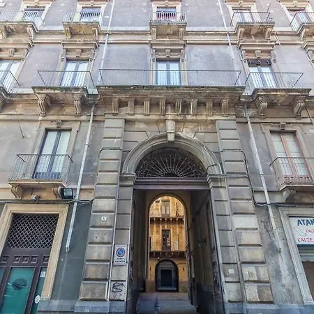 Apartment Alla Corte Del Xix Secolo Catania